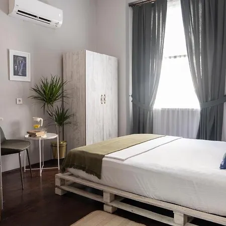 Hostel In House Hotel&hostel