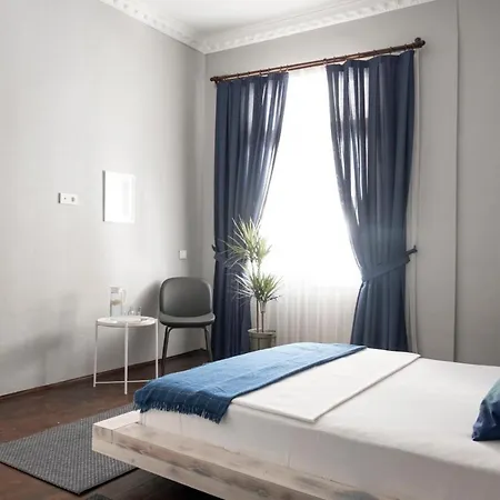 In House Hotel&hostel Ostello Smirne